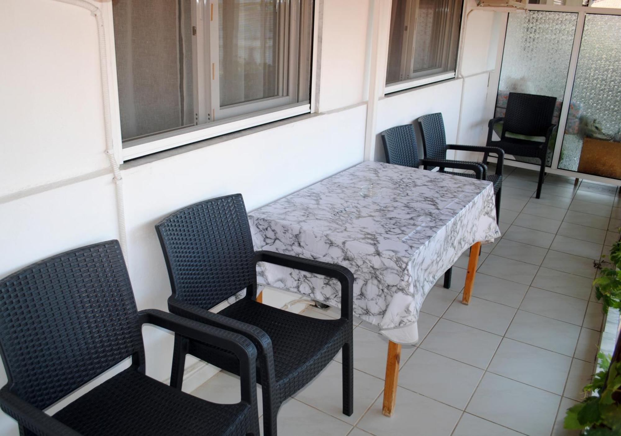Artemis Apartments Paralia Dionysiou Bagian luar foto